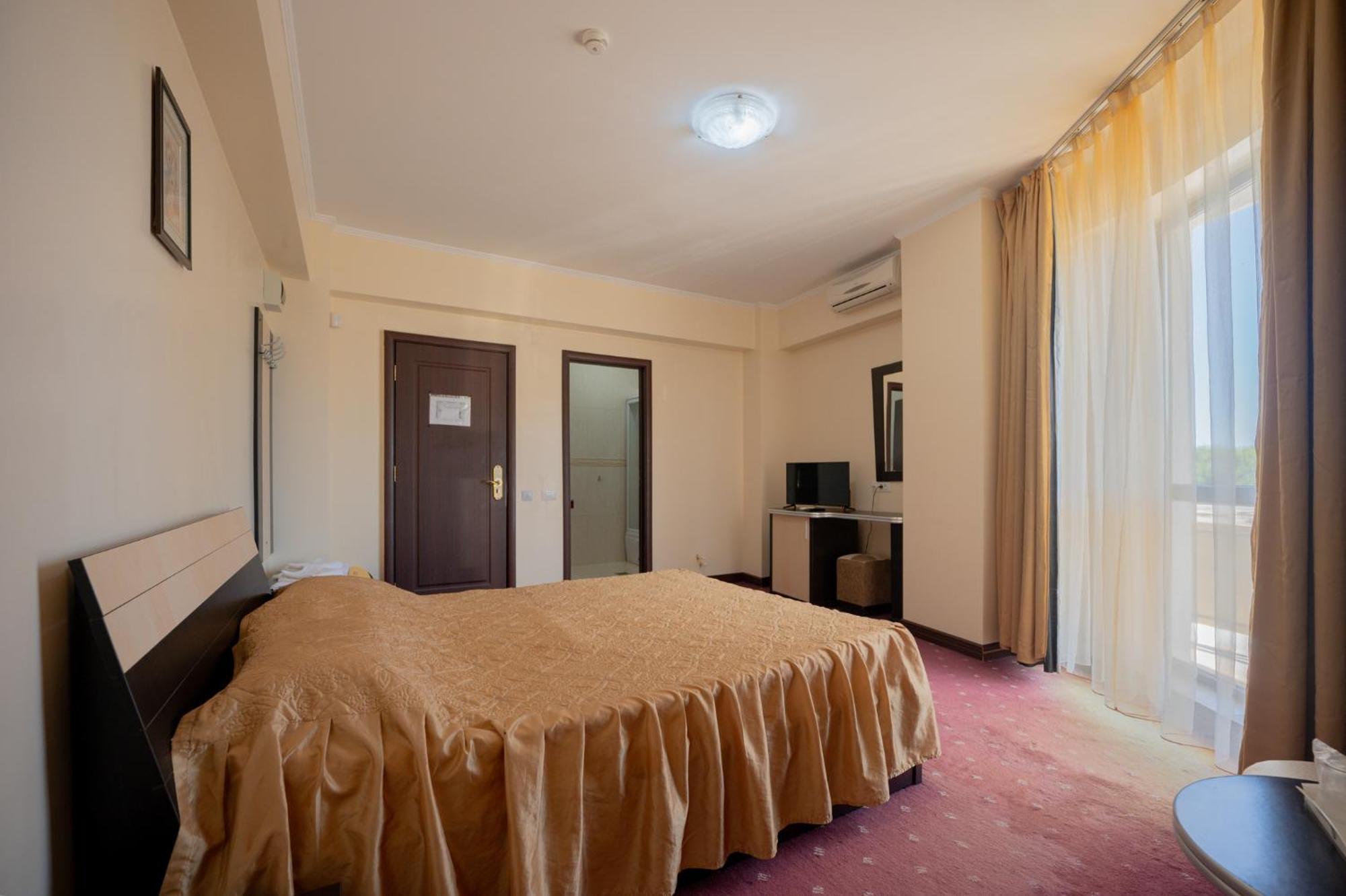 Hotel Coral Эфорие Норд Экстерьер фото